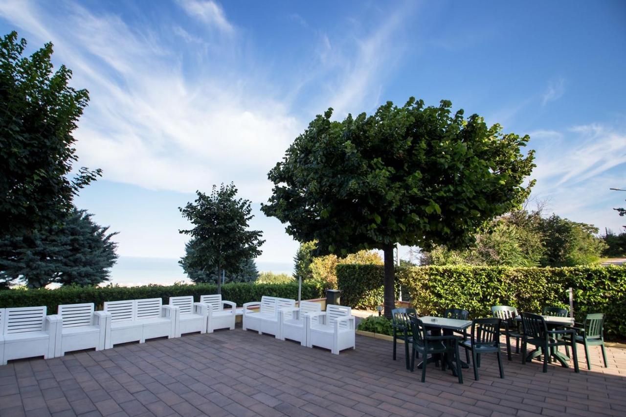 Hotel Bellavista Porto San Giorgio Exterior photo